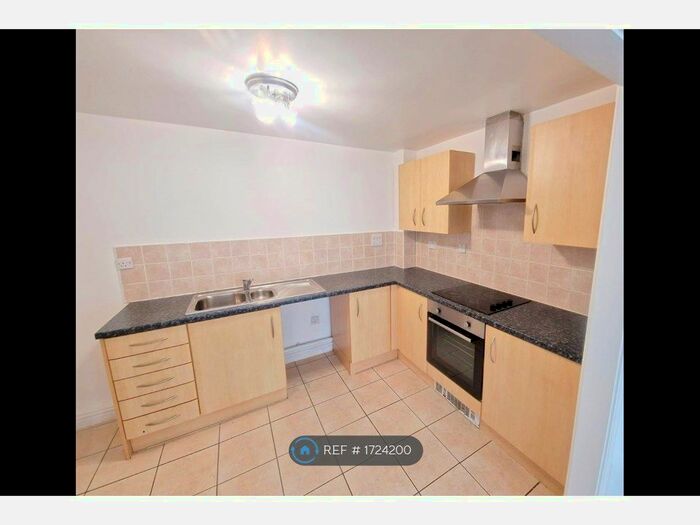 1 Bedroom Flat To Rent In Broadway, Cardiff, CF24