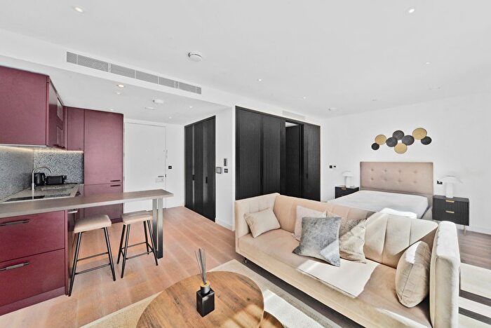 Studio To Rent In Viaduct Gardens, London, SW11