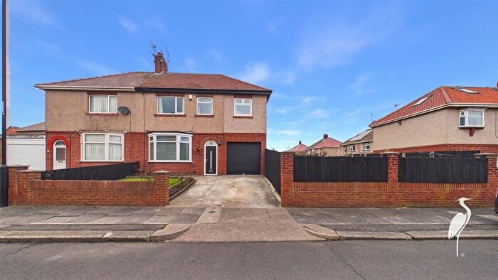 4 Bedroom Semi Detached House For Sale In Askern Avenue, St Aidens Estate, Sunderland, SR2