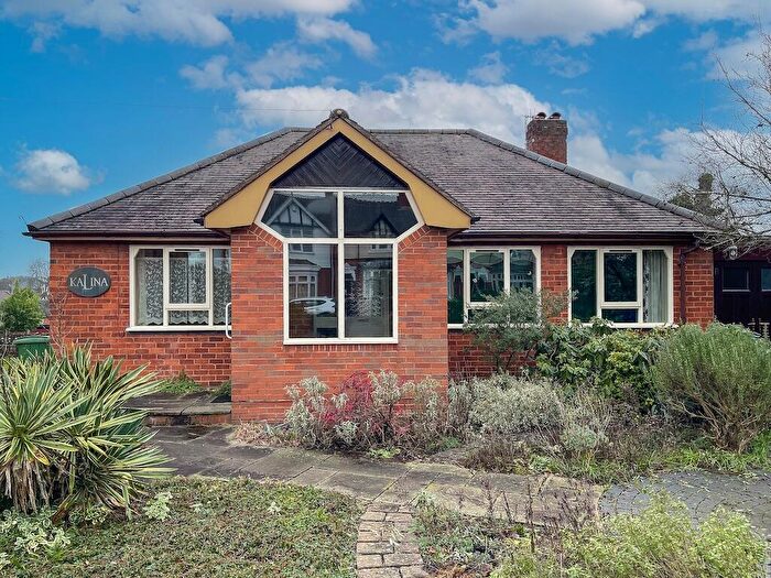 3 Bedroom Detached Bungalow For Sale In Old Quarter - Bowling Green Road, DY8