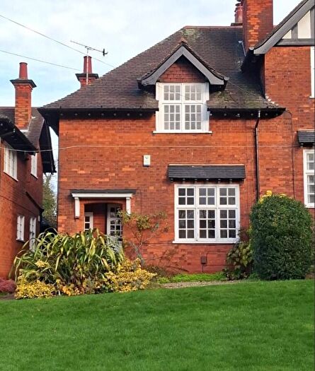 2 Bedroom Bungalow To Rent In Chestnut Grove, Nottingham, Nottinghamshire, NG3