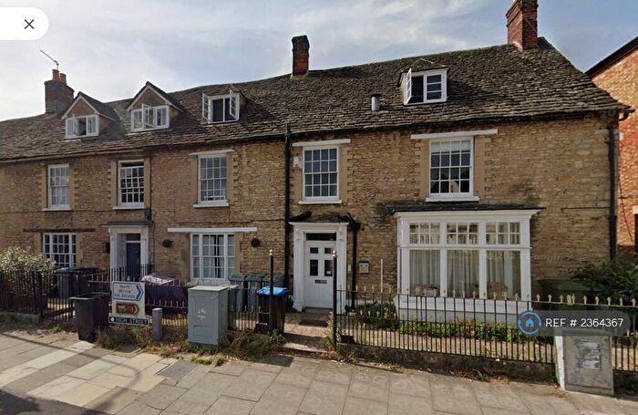 1 Bedroom Flat To Rent In Witney, Witney, OX28