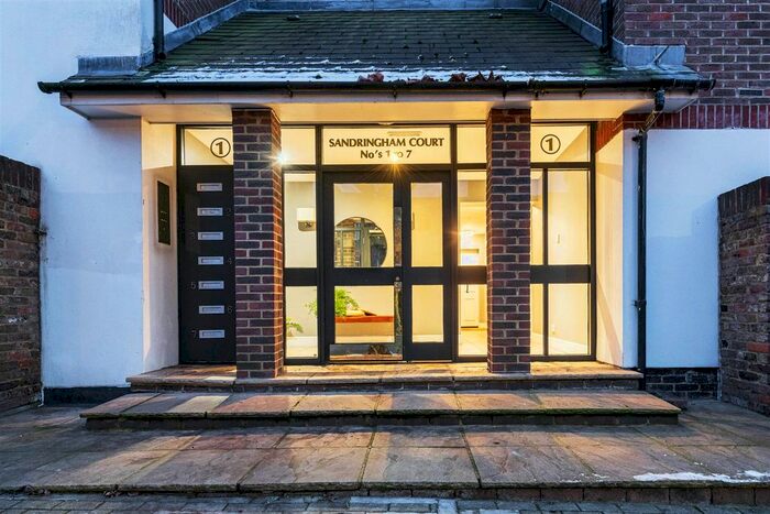 3 Bedroom Flat To Rent In Sandringham Court, Westleigh Avenue, London, SW15