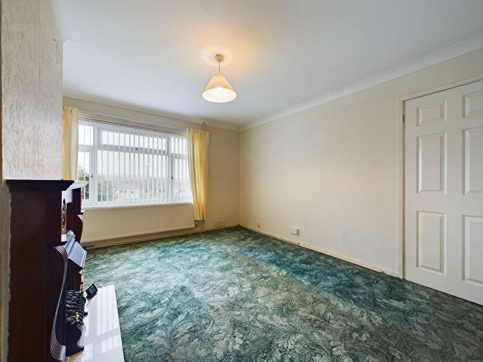 3 Bedroom End Of Terrace House For Sale In Gurnos Estate, Brynmawr, NP23