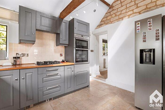 4 Bedroom Detached House For Sale In Staites House, Teddington, GL20