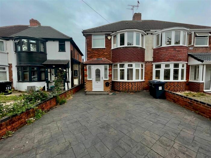 3 Bedroom Semi-Detached House To Rent In Benedon Road, Sheldon, Birmingham, B26