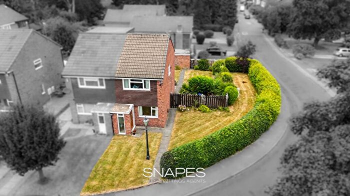 2 Bedroom Semi-Detached House For Sale In Beechfield Road, Stockport, SK3