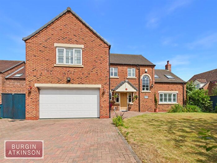 5 Bedroom Detached House For Sale In Nursery Gardens, Beckingham, Doncaster, DN10