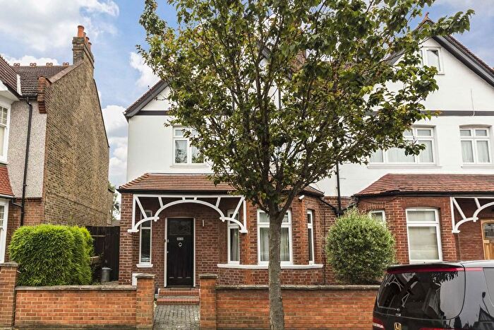 2 Bedroom Flat To Rent In Shakespeare Road, London, W7