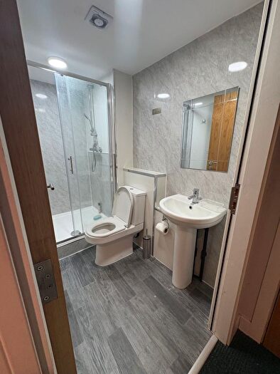 1 Bedroom Flat To Rent In Kirkgate, Huddersfield, HD1
