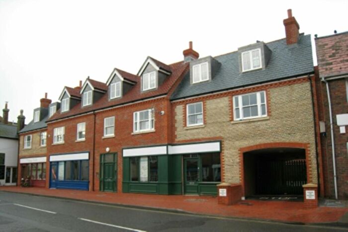 1 Bedroom Flat To Rent In High Street, Selsey, PO20