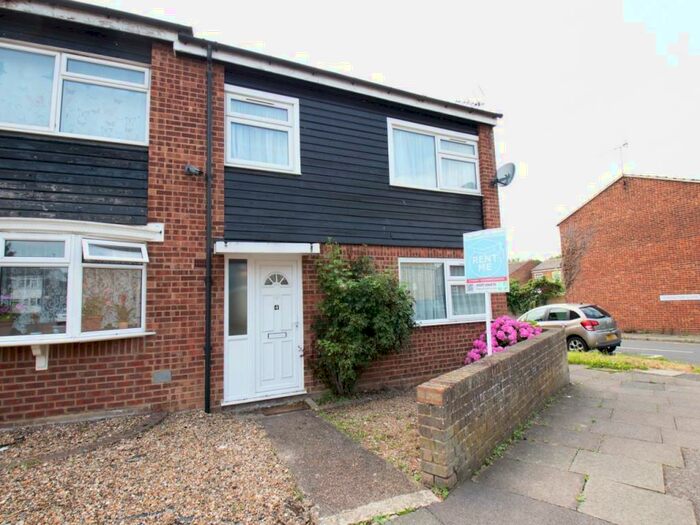 3 Bedroom House To Rent In Hudson Road, Canterbury, Kent, CT1