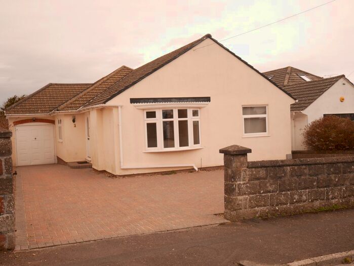 3 Bedroom Bungalow To Rent In Furze Road, Worlebury, Weston-Super-Mare, BS22