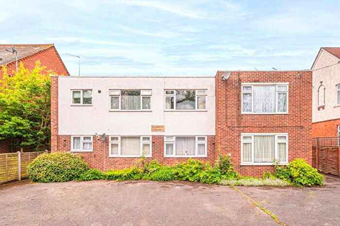 1 Bedroom Apartment To Rent In Hammers Lane, Mill Hill, London, NW7