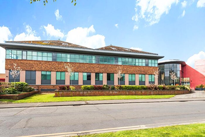 1 Bedroom Apartment To Rent In Atria House, Slough, SL1