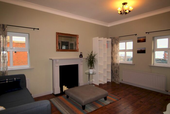 3 Bedroom Flat To Rent In Southbridge Road, Victoria Dock, Hull, HU9