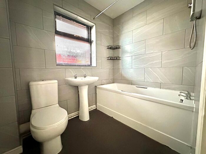 2 Bedroom Detached Bungalow For Sale In Hawthorn Close, Newborough, Peterborough, PE6