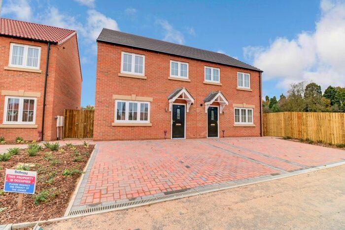 3 Bedroom Semi-Detached House For Sale In Geldart Avenue, South Cave, Brough, HU15