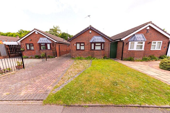 2 Bedroom Bungalow For Sale In Bagridge Road, Wolverhampton, West Midlands, WV3