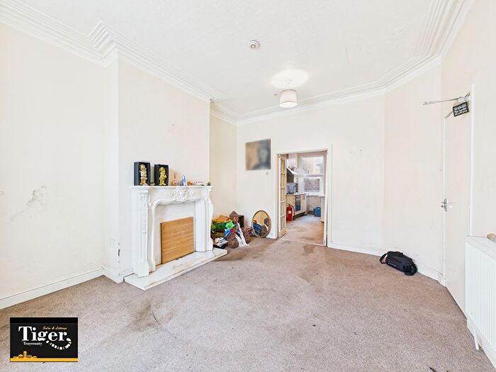 1 Bedroom Flat For Sale In Keswick Road, Blackpool, FY1