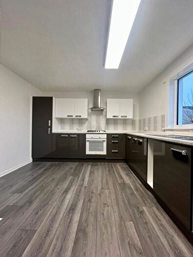 3 Bedroom End Terrace House To Rent In Cochrane Avenue, Inverkeithing, KY11