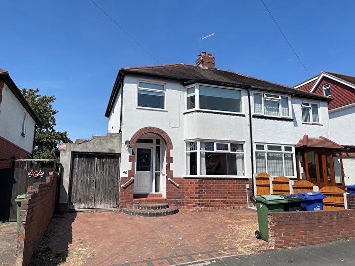 3 Bedroom Semi Detached House For Sale In Amblecote - Dennis Hall Road, DY8