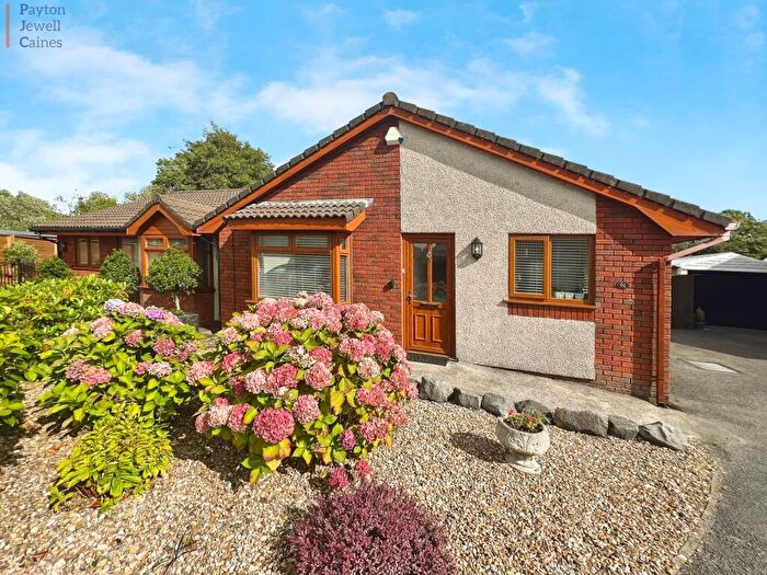 2 Bedroom Semi-Detached Bungalow For Sale In Brooklyn Gardens, Baglan Moors, Port Talbot, Neath Port Talbot., SA12