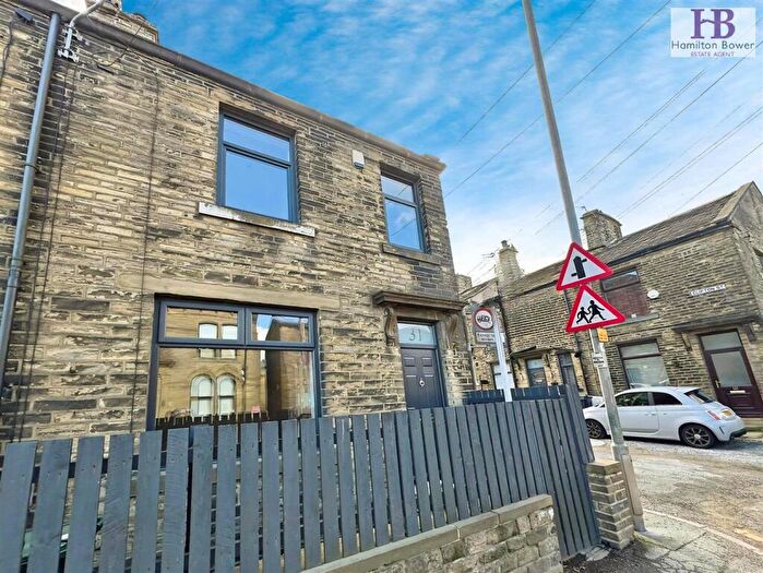 2 Bedroom End Of Terrace House To Rent In Albert Road, Queensbury, Bradford, BD13
