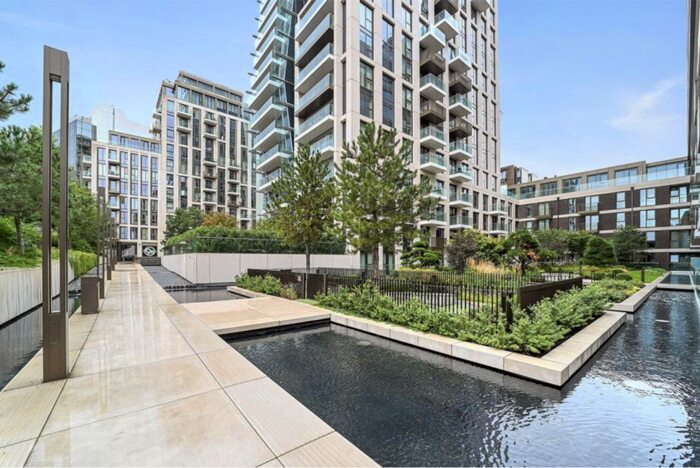 3 Bedroom Apartment To Rent In Merino Gardens, London, E1W