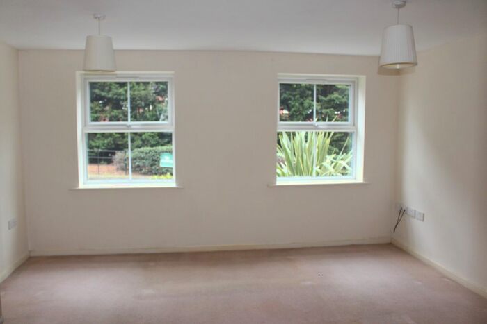 2 Bedroom Flat To Rent In Old Station Road, Syston LE7