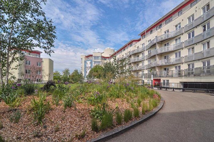 1 Bedroom Flat For Sale In Hannover Quay, Bristol, BS1