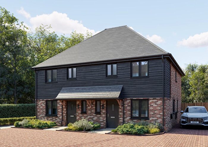 3 Bedroom Detached House For Sale In Hermitage Lane, Maidstone, ME16