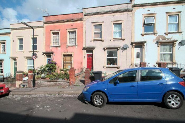 1 Bedroom Flat To Rent In Richmond Street, Totterdown, BS4