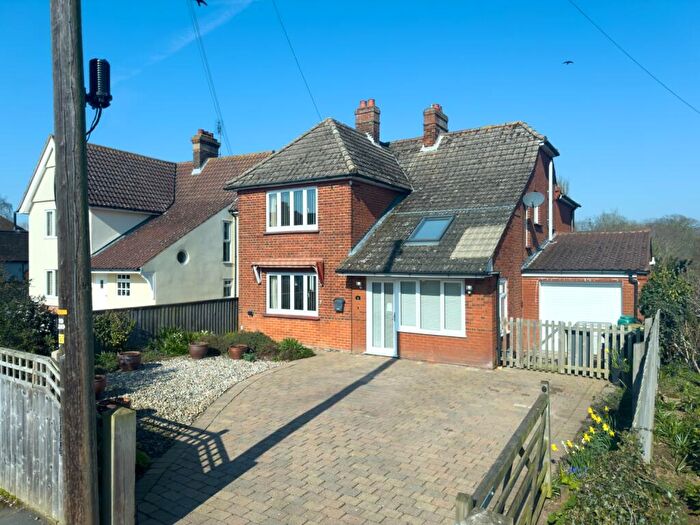 4 Bedroom Detached House For Sale In Links Avenue, Felixstowe, IP11