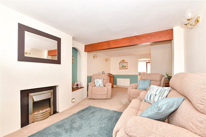 2 Bedroom Cottage For Sale In Warehorne Road, Hamstreet, Ashford, Kent, TN26