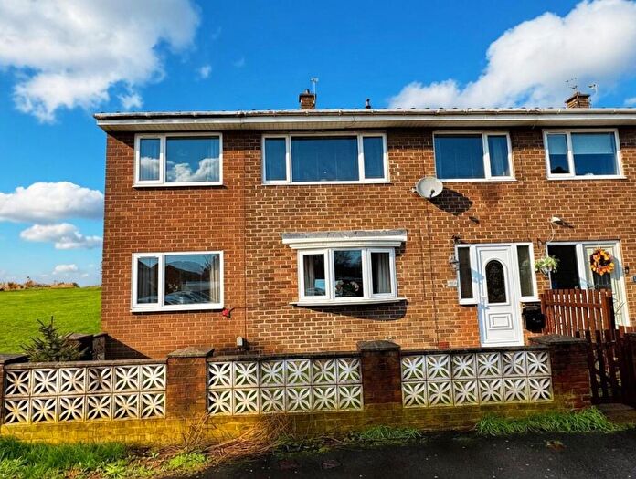 4 Bedroom End Of Terrace House For Sale In Farnham Road, Durham, DH1