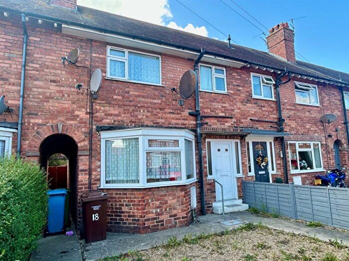 3 Bedroom Terraced House For Sale In Holly Walk, Scarborough, YO12