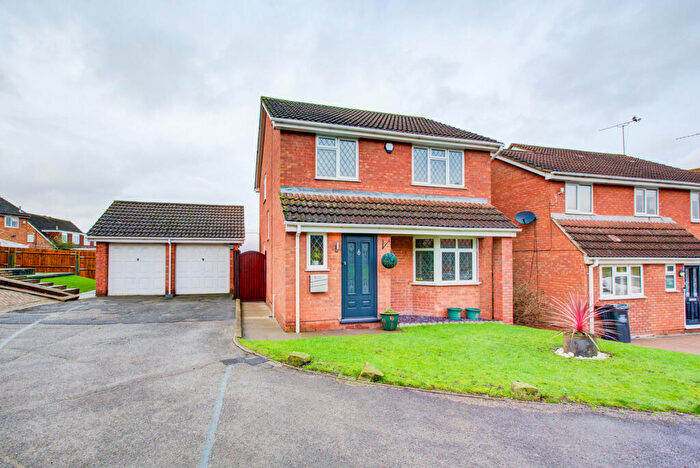 3 Bedroom Detached House For Sale In Biddenden Court, Basildon, SS13