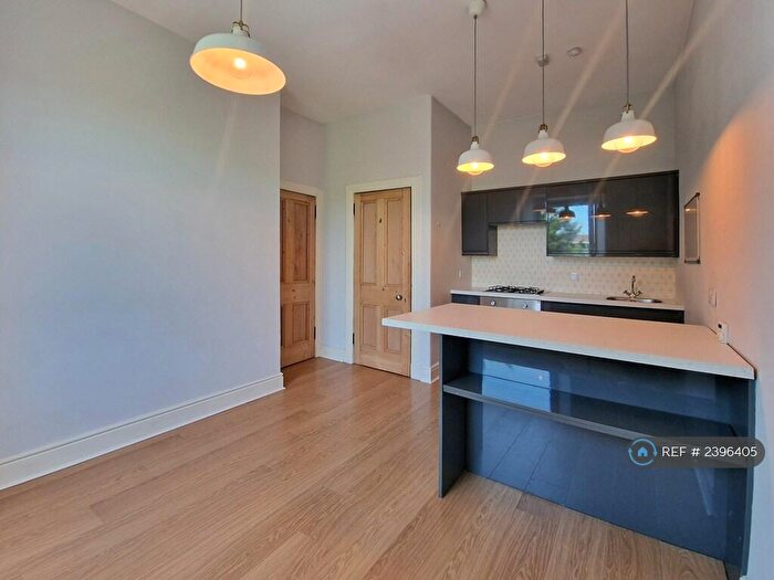 1 Bedroom Flat To Rent In Wolseley Place, Edinburgh, EH8