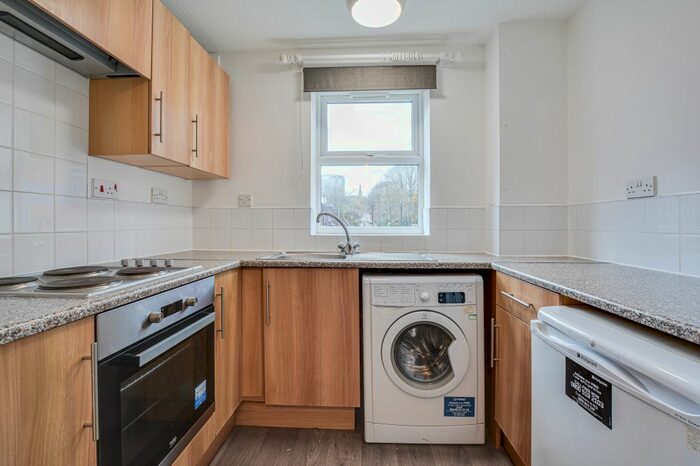 2 Bedroom Flat To Rent In Gell Street, Sheffield, S3