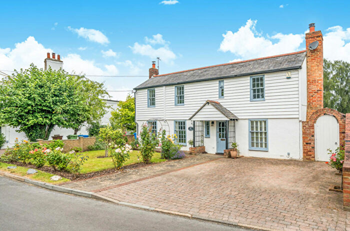 3 Bedroom Detached House For Sale In Bottles Lane, Rodmersham, Sittingbourne, Kent, ME9