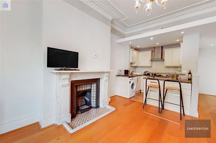 2 Bedroom Flat To Rent In Harvard Road, Chiswick, W4