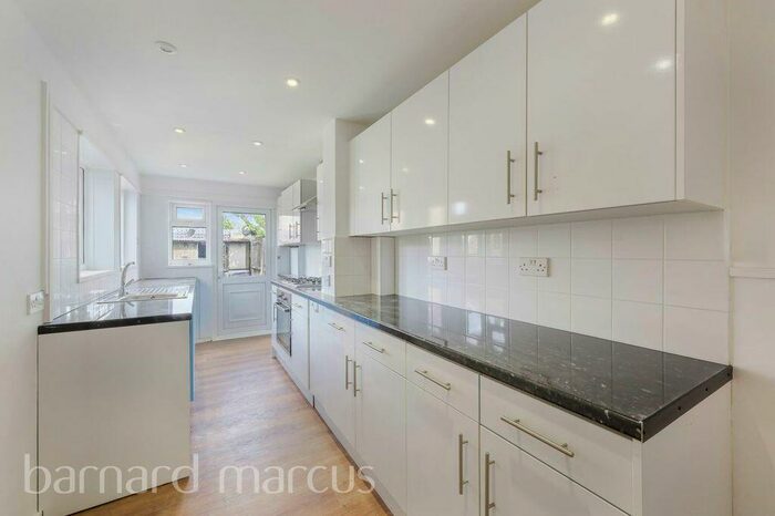 3 Bedroom House To Rent In Friday Road, Mitcham, CR4