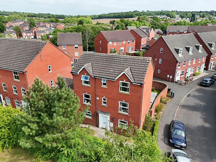 6 Bedroom Detached House For Sale In Thistle Drive, Huntington, WS12