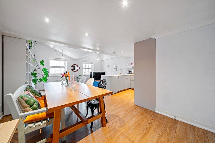 1 Bedroom Flat For Sale In Denmark Hill, Camberwell, London, SE5