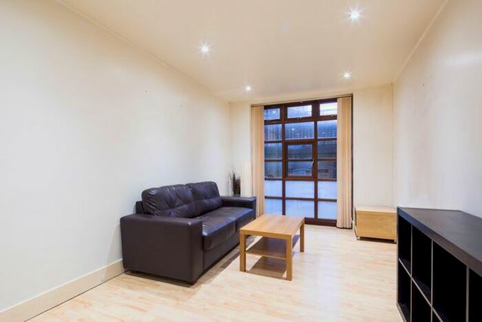 1 Bedroom Flat To Rent In Riga Mews, - Commercial Road, London, E1