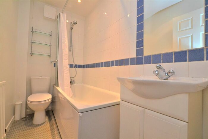 4 Bedroom Terraced House To Rent In North Place, Teddington, TW11
