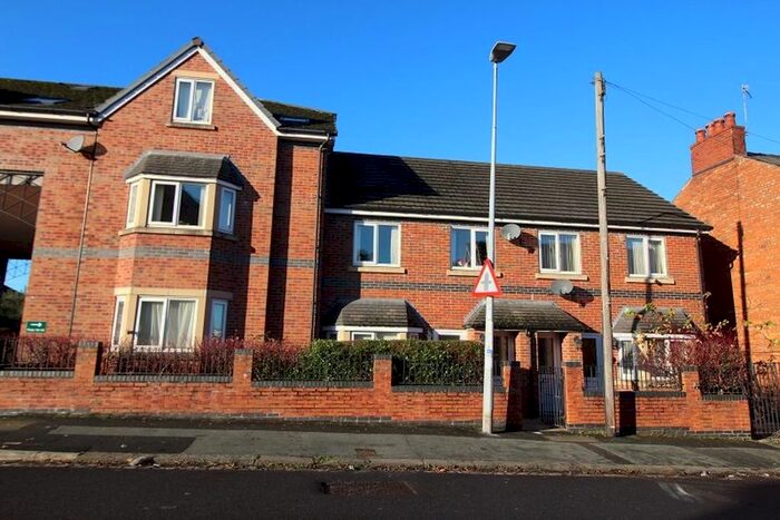 1 Bedroom Flat To Rent In Stewart Street, Crewe CW2