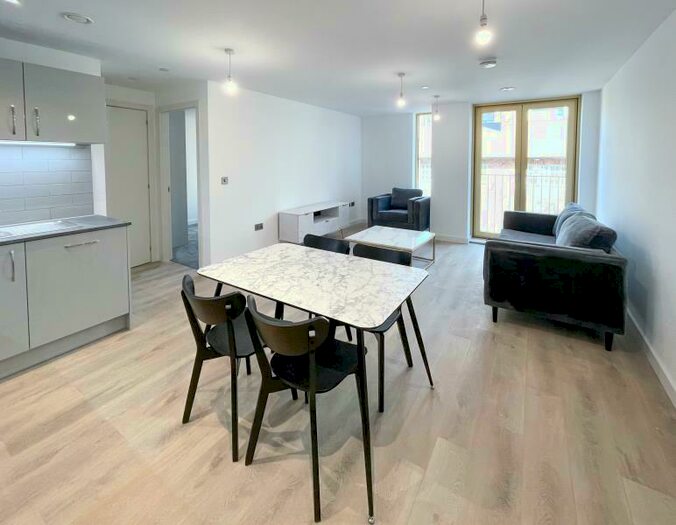 1 Bedroom Apartment To Rent In Apt :: The Quarters, M1