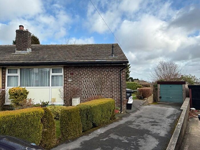 2 Bedroom Bungalow For Sale In Norton Close, Halifax, West Yorkshire, HX2